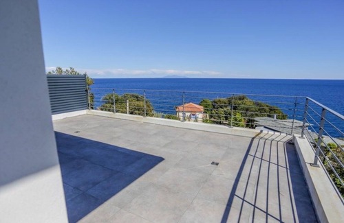 Brando Villa | Casa Dalessio 2 - Superbe Villa Piscine Vue Mer