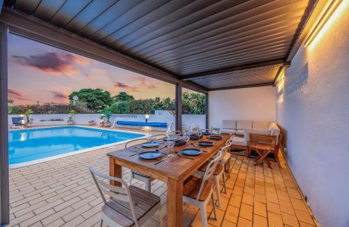 Carvoeiro Villa | Casa Das Flores