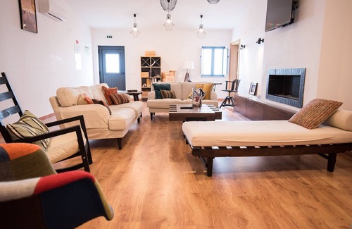 Arraiolos Apartment | Casa de Baco - Inviting cozy haven in Igrejinha