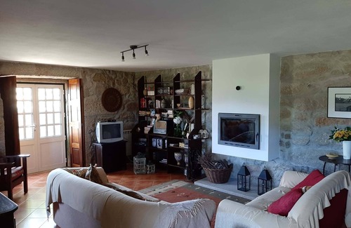 Paredes de Coura Cottage | Casa de Campo Acolhedora com Piscina Privativa