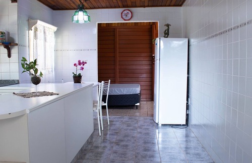 Terra Preta House | Casa de campo c piscina e churrasq em Mairiporã/SP
