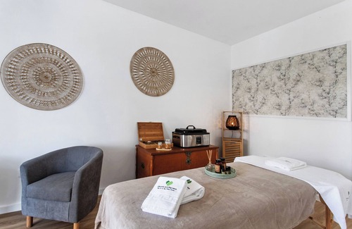 Famalicao Apartment | Casa de Campo "Quinta dos Raposos" - Suite Madeira