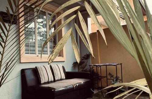Santo Tomas House | Casa de Hombre