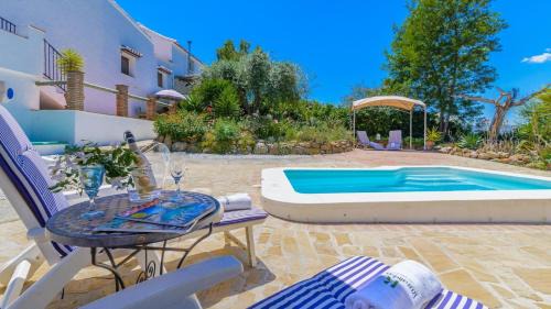Benamargosa House | Casa de Juanito Viñuela by Ruralidays