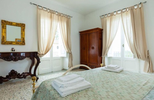 Ceraso House | Casa De Luca - appartamento con 3 camere 2 bagni e cucina in centro a Ceraso - fino ad 8 persone