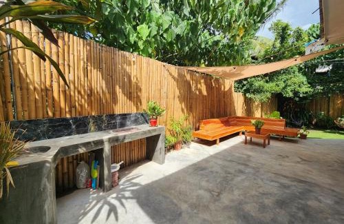 Basdiot House | Casa de Lucas
