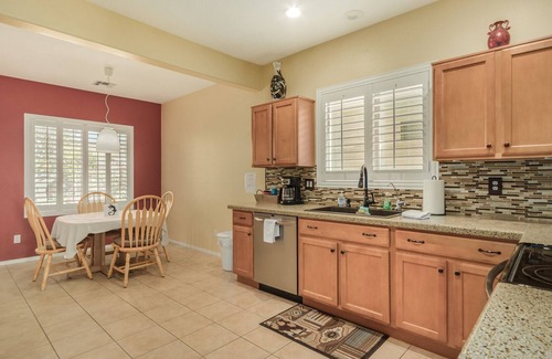 Gold Canyon House | Casa De Oro, Gateway to the Superstition Mountains