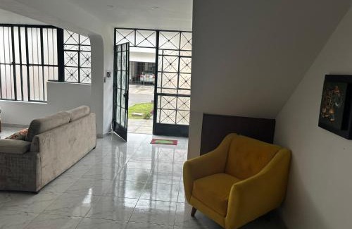Santiago de Surco Apartment | Casa de Stephano