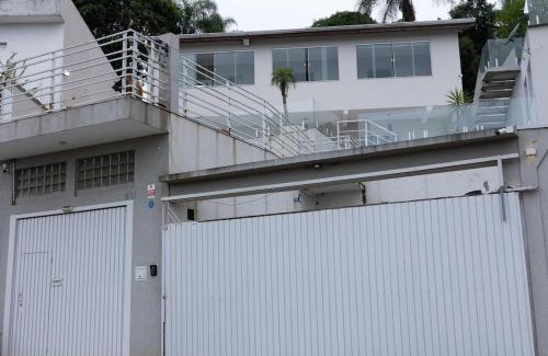 Mairipora House | Casa de Temporada Luxo - Piscina, Área Gourmet e Vista Espetacular!