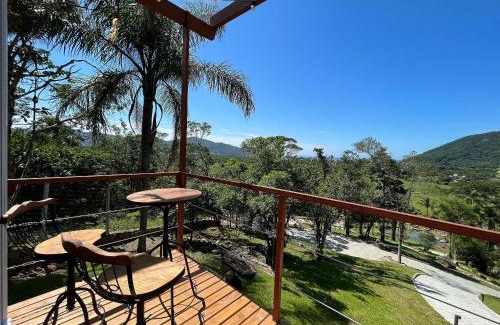 Acores House | Casa de Vidro Alto Padrão - Hospedar com Propósito