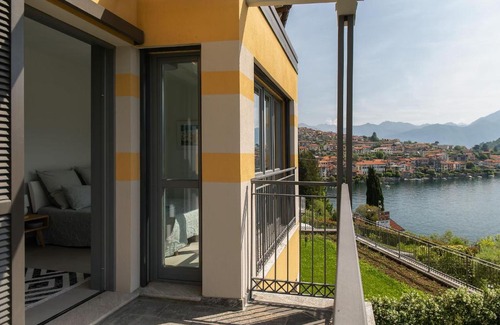 Ossuccio House | Casa degli Ulivi - Ossuccio, Tremezzina by LoveComo