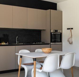 Ossuccio House | Casa degli Ulivi - Ossuccio, Tremezzina by LoveComo
