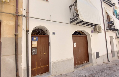 Old Town Apartment | Casa Dei Normanni RUGGERO