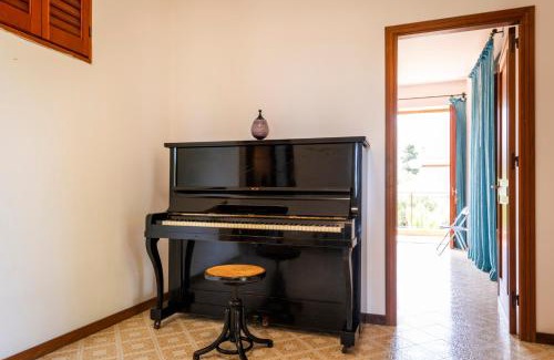 Carini Villa | Casa del carrubo