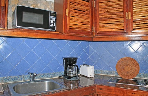 Cozumel Hotel | Casa del Mar Cozumel Hotel & Dive Resort with Beach Club access included