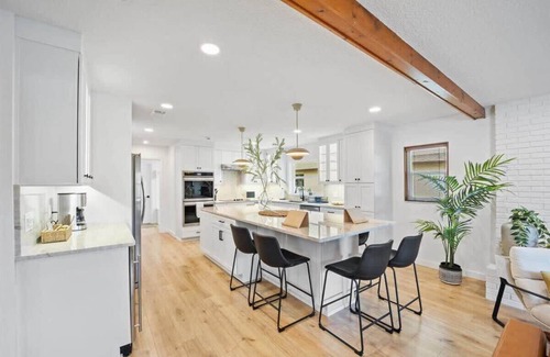 Palm Harbor House | Casa Delfin: Canalfront Home with Pool