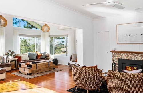 Dolphin Point House | Casa Delphini with Ocean Views