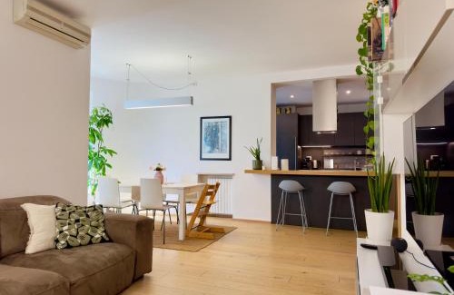 Pedemonte Apartment | Casa di Bianca con Jacuzzi privata Riscaldata