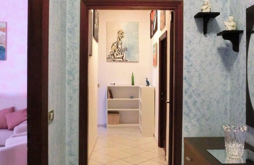 Scandicci Apartment | Casa di Giada bright apartment 100 meters from the tramway to Florence