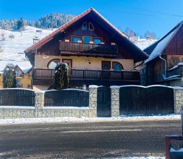 Moeciu de Sus Villa | Casa din Vale