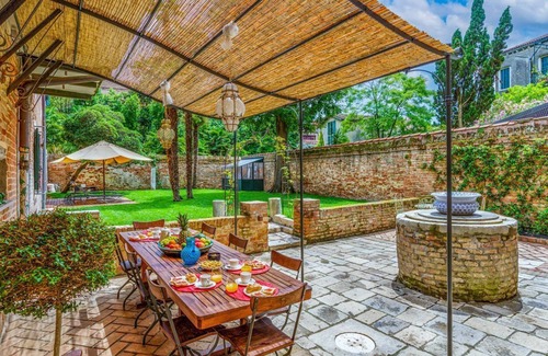 Dorsoduro Villa | Casa Dorsoduro - Three Bedroom Villa, Sleeps 6
