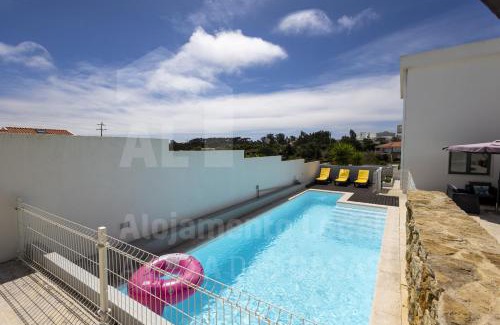 Mafra Villa | Casa dos Seixos by AcasaDasCasas