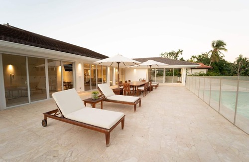 Casa de Campo Villa | CASA ELIAS: Walk to Playa Minitas! 5 bdrm Family Friendly Villa w.Pool!