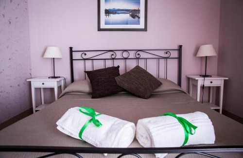 Picanello-Ognina-Barriera-Canalicchio Bed & Breakfast | Casa Elide