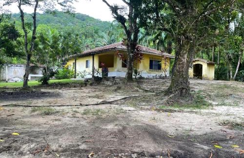 Sao Sebastiao House | Casa em Camburi, Sertão do Piavu