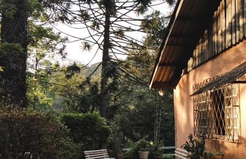 Loteamento Jardim Veu da Noiva House | Casa em Campos do Jordão - 3 quartos, com churrasqueira