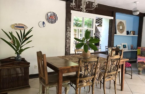 Baleia House | Casa em Condomínio na Praia da Baleia
