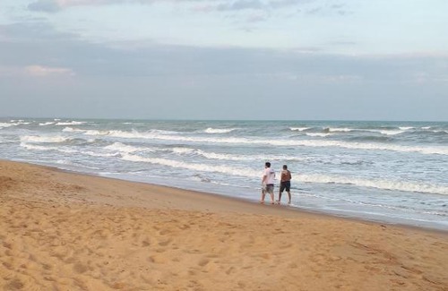 Unamar House | Casa em Unamar,Cabo Frio,à 200m da praia,em condomínio com segurança 24 hs