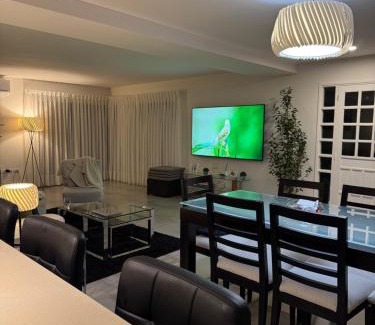 Punta del Este House | Casa en alto a 2 Del Mar c piscina