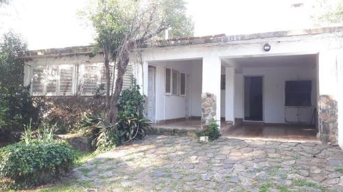 Alpa Corral House | Casa en el Río