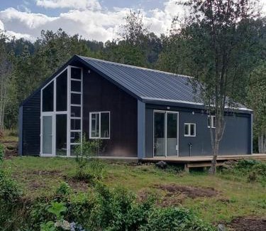 Puerto Varas House | Casa en Ensenada con parrilla y patio