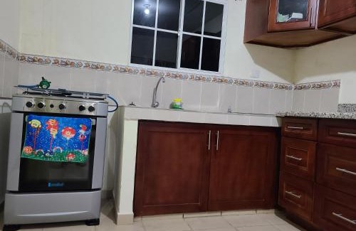 San Miguel House | Casa en Residencial Altos de Ciudad pacifica, San Miguel para 6 personas
