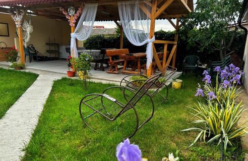 Costinesti House | Casa Enka