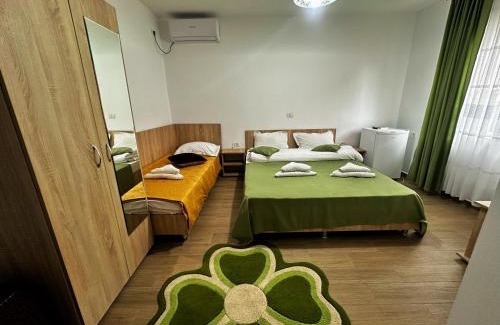 Costinesti House | Casa Enka