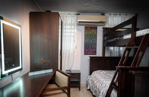 Levittown House | Casa Especial @10 min from Dorado, 20 from San Juan