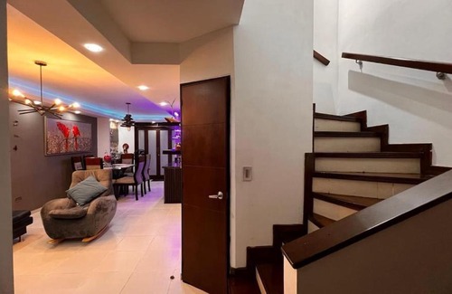 Villavicencio House | Casa Espectacular con Jacuzzi Privado