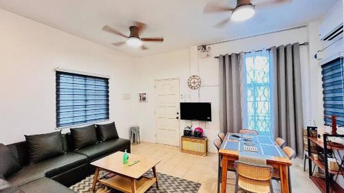 Dauis House | Casa Esperanza 1376-