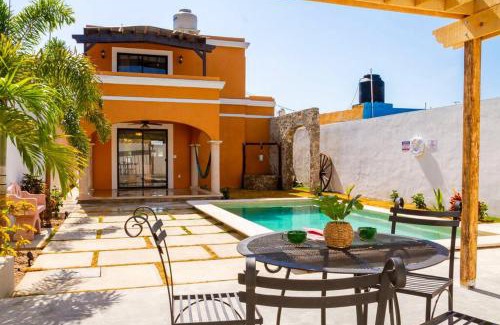 Merida House | Casa Flamingos Altabi