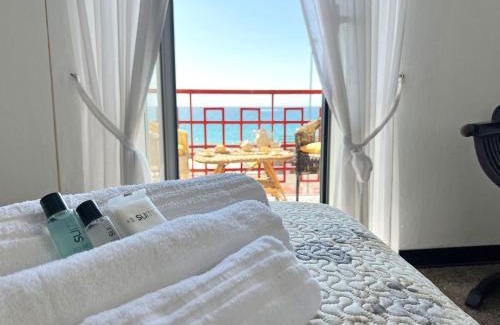 Savona Apartment | "Casa Franca" Sea Front with WiFi & Air Conditioning