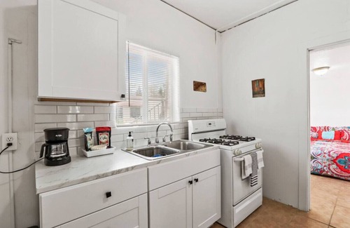 Downtown El Paso Apartment | Casa Frida -Downtown Vibes, I-10