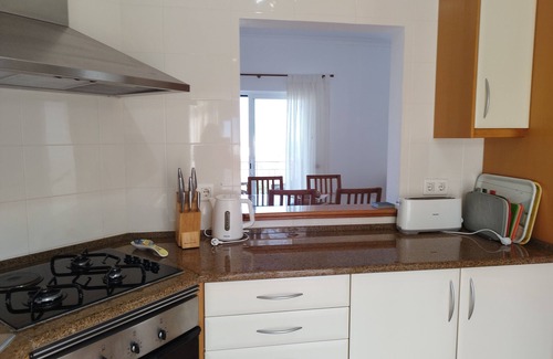 Luz Villa | Casa Gemeas in Luz with ocean views, private pool - 10 mins walk to the beach