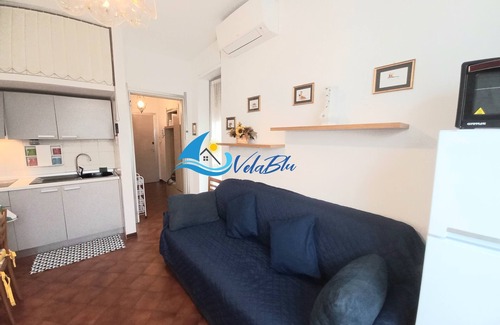 San Bartolomeo al Mare Apartment | Casa Giulia, the crystal clear sea at 2 steps!