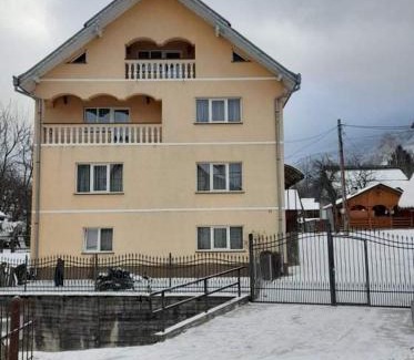 Borsa House | Casa Giorgiana