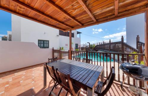Punta Mujeres House | Casa Hibiscus - Shared Pool and BBQ - Close to Seafront Promenade By Lanzarote Vacation Homes