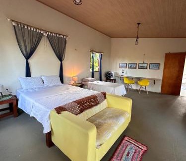 Barreirinhas Bed & Breakfast | Casa Ingapura Master Suite - Povoado Bar da Hora -15 min de canoa para Atins - Estilo B&B - Café da Manhã Simples- Conforto