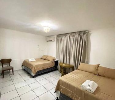 Sector 1 Nor-Oeste House | Casa Jardines Inn con Vista a la montaña